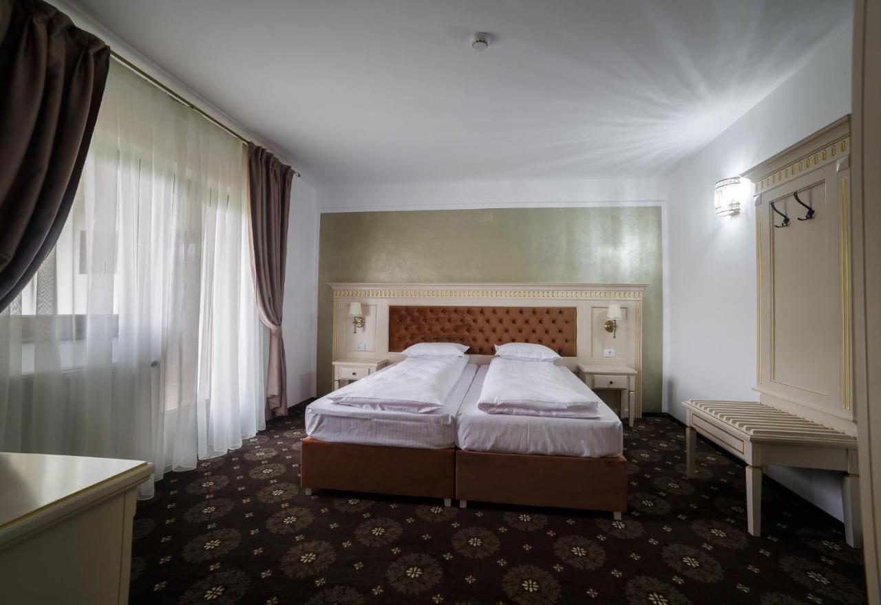 Grădina Mariajelor Hotel Câmpulung Moldovenesc Exterior foto
